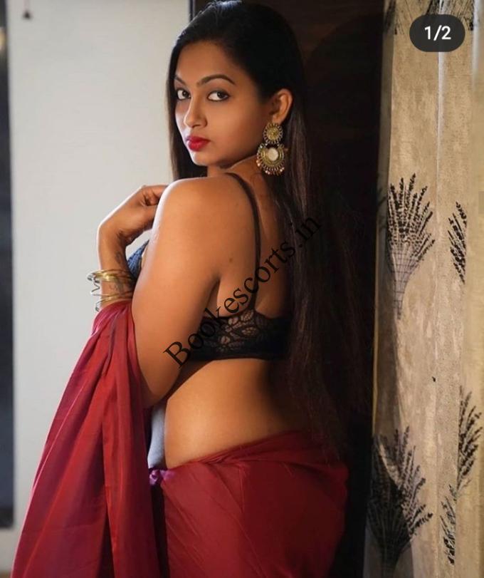Hire Gorgeous Housewife Call Girls From Vedanshi Giri Manasa Escorts Service